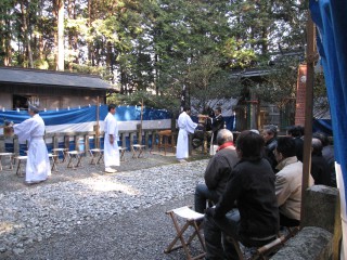 4頁(鮎写真2)