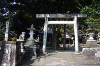 引本神社1